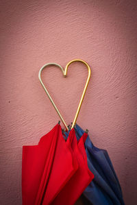 Close-up of heart shape against wall