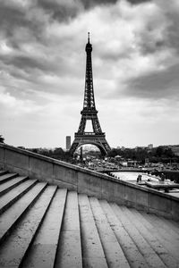 Paris, tour eiffel - black and white