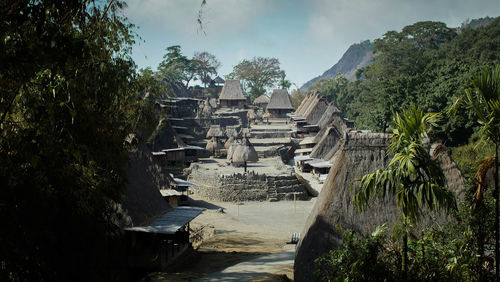 Panoramic view of temple against sky