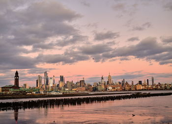 New york seen from another part of hudson river