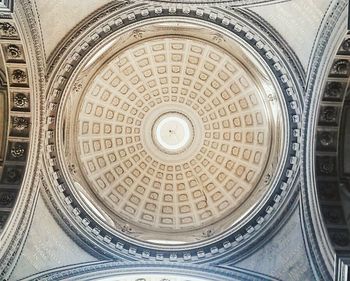 Low angle view of ceiling