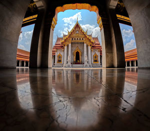 Illuminated chandelier