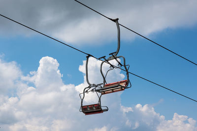 Sky lift low angle