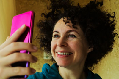 Portrait of a smiling young woman