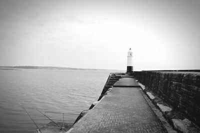 Footpath leading towards lighthouse at porthcawl