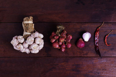 High angle view of garlic and onion