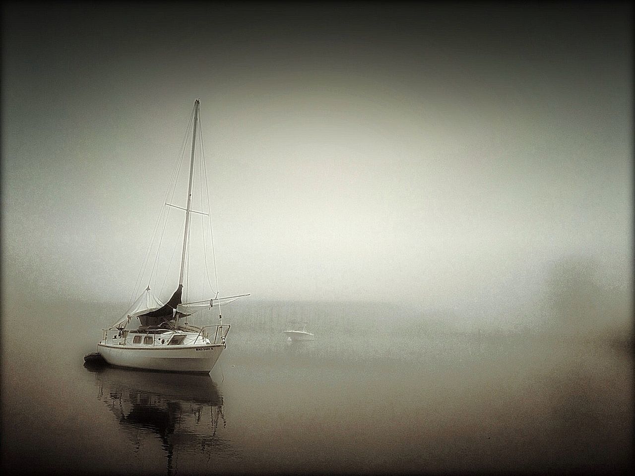 nautical vessel, water, boat, sea, transportation, mode of transport, waterfront, horizon over water, moored, sailboat, sailing, tranquility, clear sky, tranquil scene, nature, copy space, mast, scenics, auto post production filter, beauty in nature