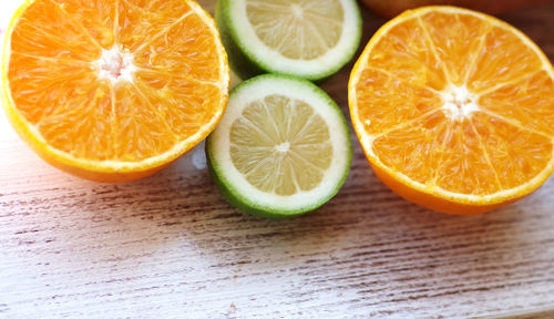Close-up of orange slices on table