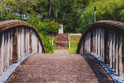 Footpath leading towards entrance of house