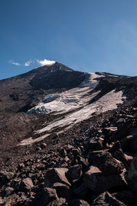 Volcan lanin - junin de los andes - argentina 