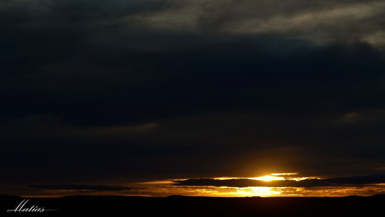 SCENIC VIEW OF SUNSET SKY