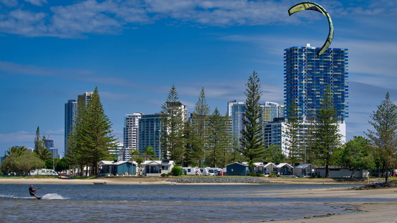 VIEW OF BUILDINGS AGAINST SKY