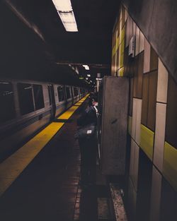 Illuminated tunnel