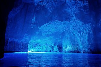 SCENIC VIEW OF SEA AT NIGHT