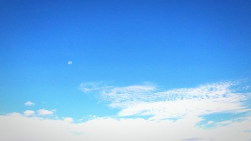 Low angle view of cloudy sky