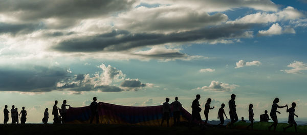 Group of people on a paragliding ramp in poços de caldas, brazil