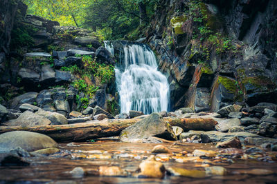 Beautiful mountain waterfall zaskalnik. szczawnica, poland
