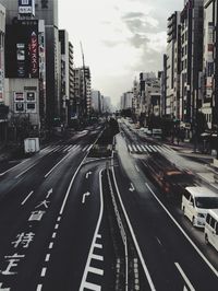 Traffic on city street