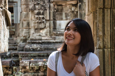 Portrait of smiling young woman