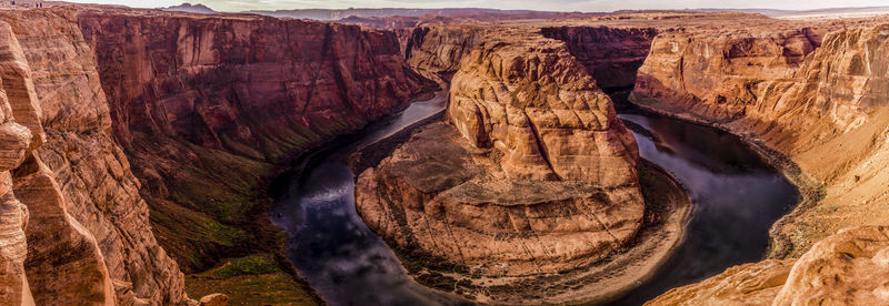 Panoramic view of horseshoe bend in grand canyon national park