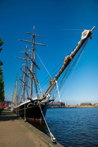 Den helder, the netherlands. may 5, 2021. old clipper moored at shipyard willemsoord in den helder, 