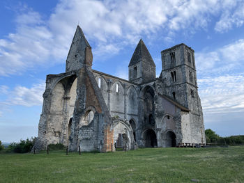 Old ruins against sky