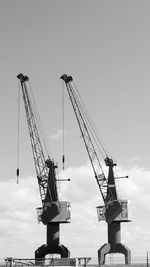 crane - construction machinery