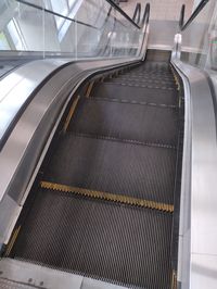 escalator