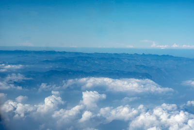 Wide angle view of clouds and deccan plateau 