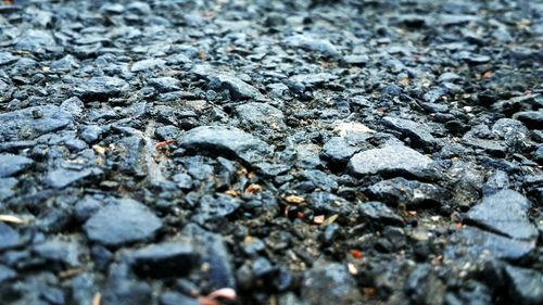 Surface level of stones