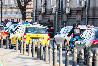 Traffic on road in city