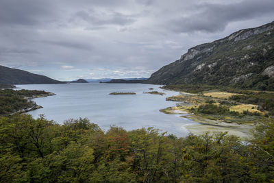 Idyllic view of bahia lapataia amidst mountains at tierra del fu