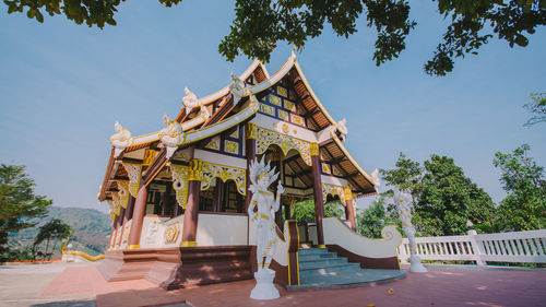 Buddhist temples in thailand.