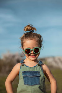 Portrait of a girl wearing sunglasses