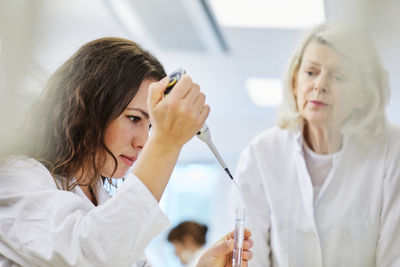 Women working in laboratory