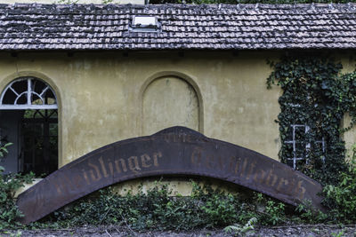 Abandoned building