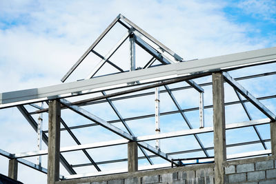 Steel roof truss structure for building a house on the sky,roof design ideas