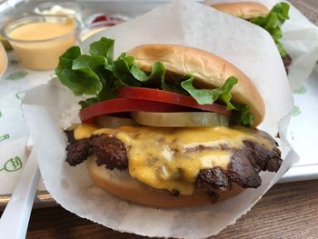 Close-up of burger in plate on table