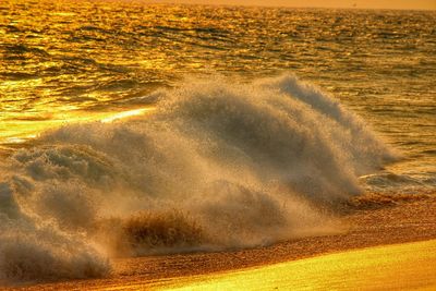 Waves splashing on rocks