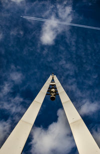 Low angle view of vapor trail against sky