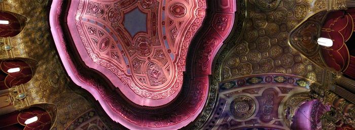 Close up of floral pattern