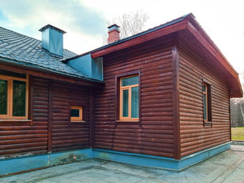 Beautiful wooden house in the countryside. eco-friendly housing, modern construction. 