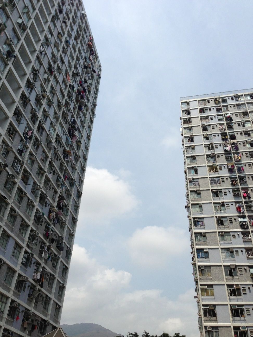 Tai Wo Hau Sports Centre 大窩口體育館