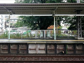 Railroad station platform