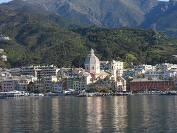 Buildings by sea