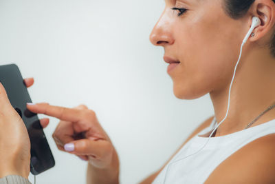 Self-testing hearing capability via smartphone app