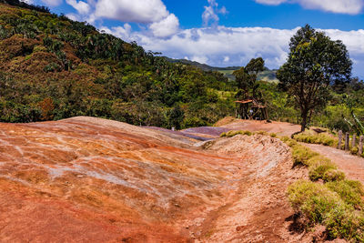 The landscape park combines great landscapes with hiking trails and other leisure activities