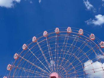 Low angle view of eiffel tower against sky