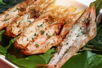 Fresh grilled shrimp is safe from formalin and delicious