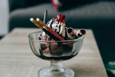 Close-up of dessert in glass bowl on table